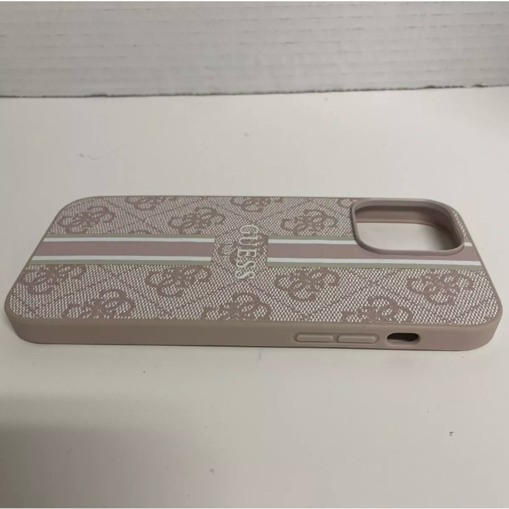 Guess Case for Apple iPhone 15 Pro - Pink